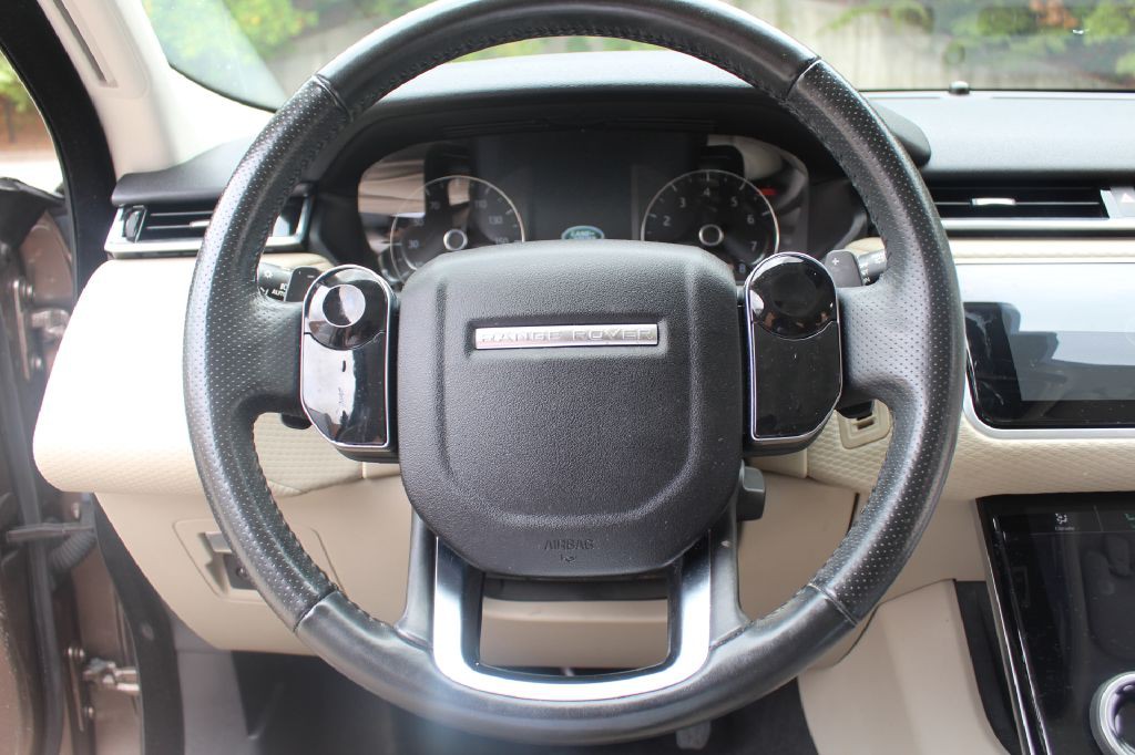 2018 Land Rover Range Rover Image 18