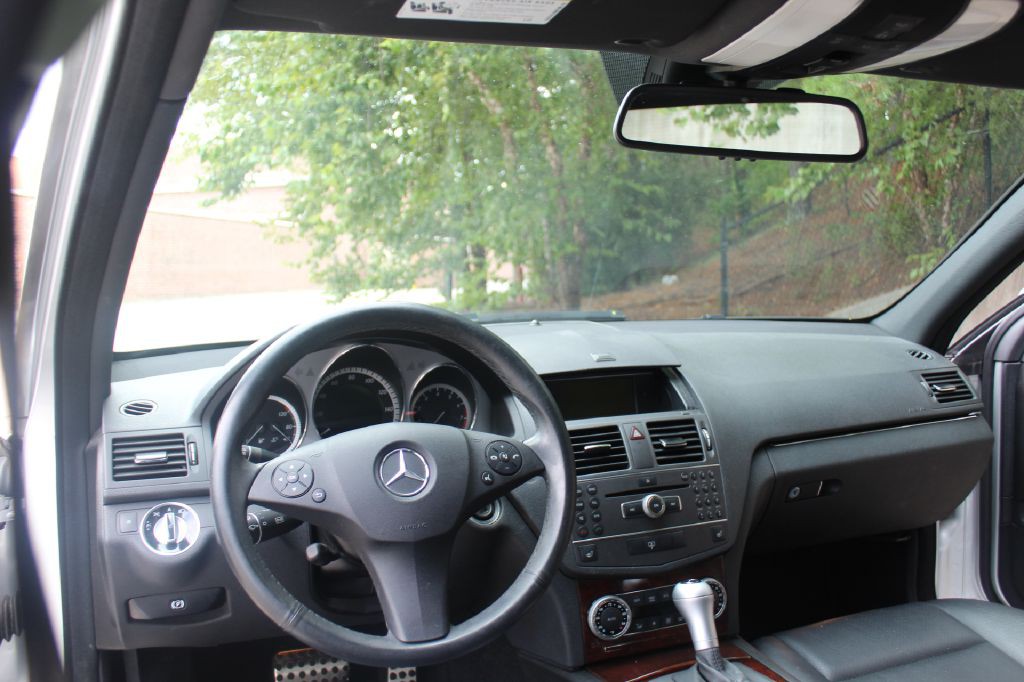 2011 Mercedes-Benz C-Class Image 15