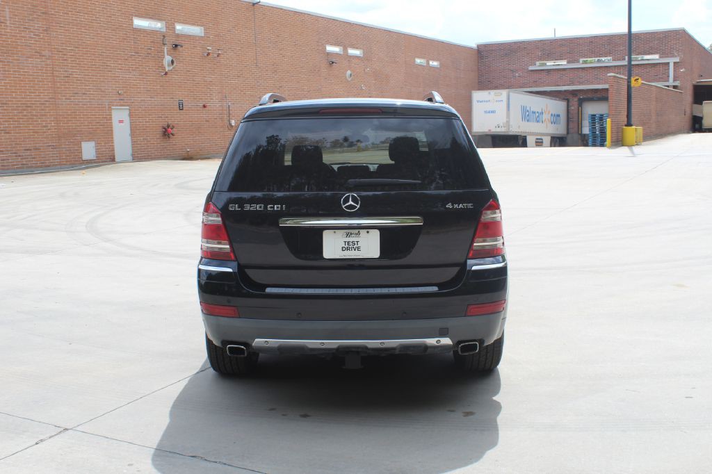 2008 Mercedes-Benz GL-Class Image 4