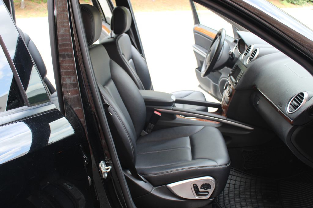 2008 Mercedes-Benz GL-Class Image 7