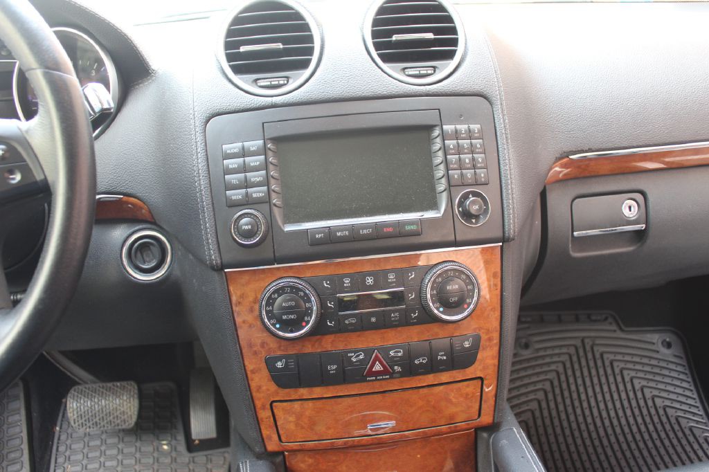 2008 Mercedes-Benz GL-Class Image 18