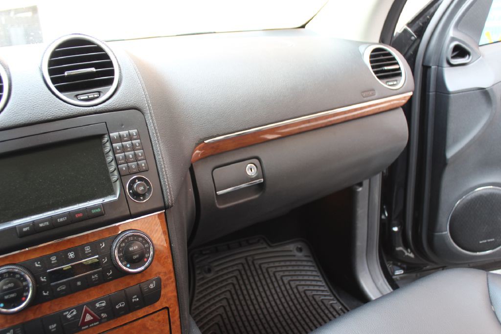 2008 Mercedes-Benz GL-Class Image 19