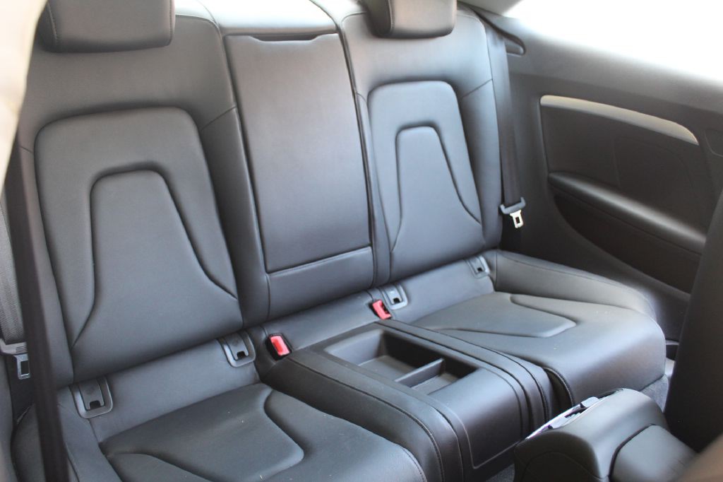 2011 Audi A5 Image 12