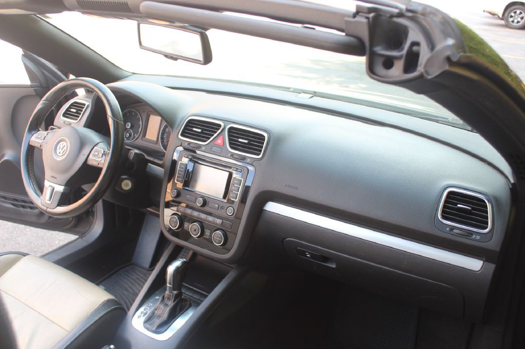 2015 Volkswagen Eos Image 13