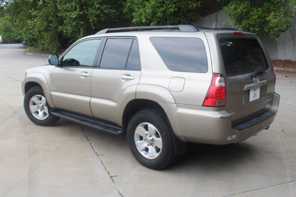2006 Toyota 4Runner Image 3