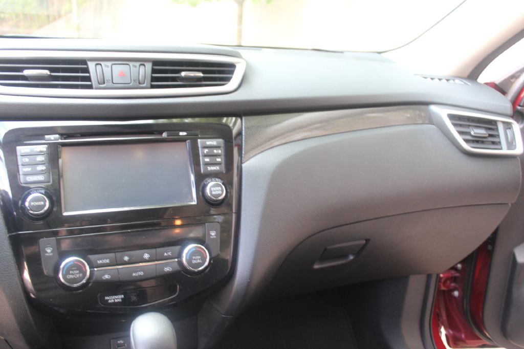 2014 Nissan Rogue Image 18