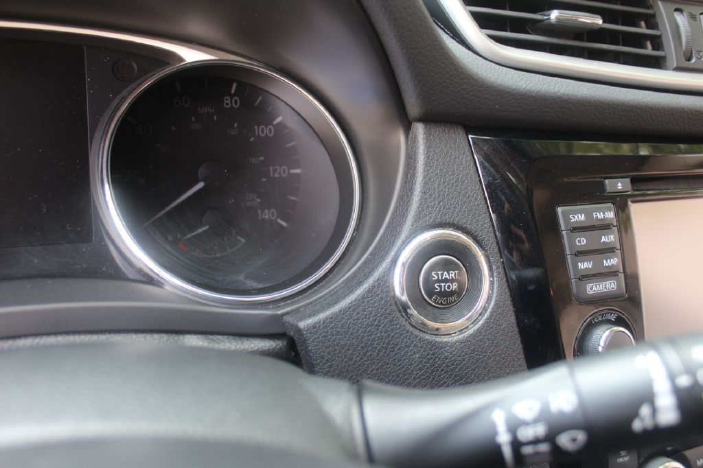 2014 Nissan Rogue Image 20