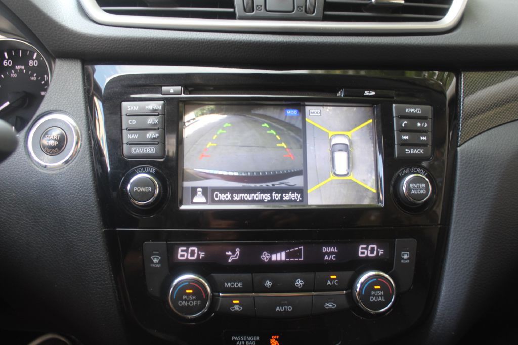 2014 Nissan Rogue Image 26
