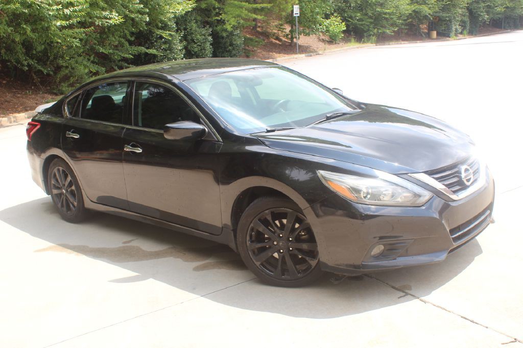 2017 Nissan Altima Image 6