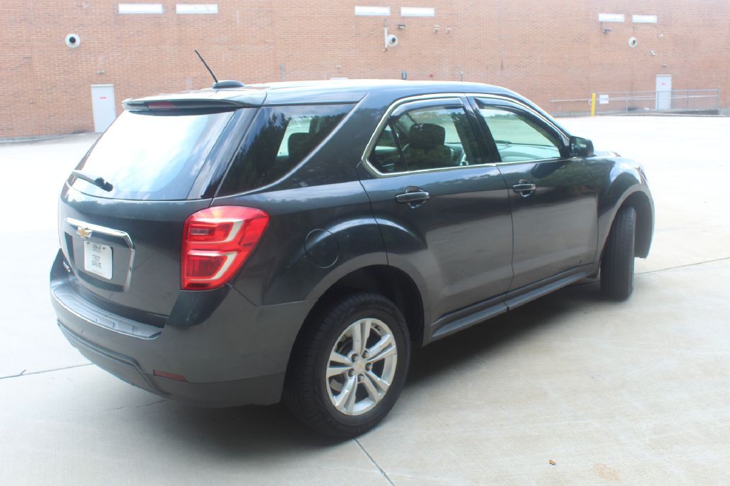 2017 Chevrolet Equinox Image 5