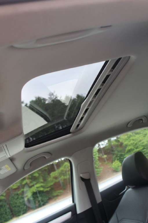 2013 Volkswagen Passat Image 20