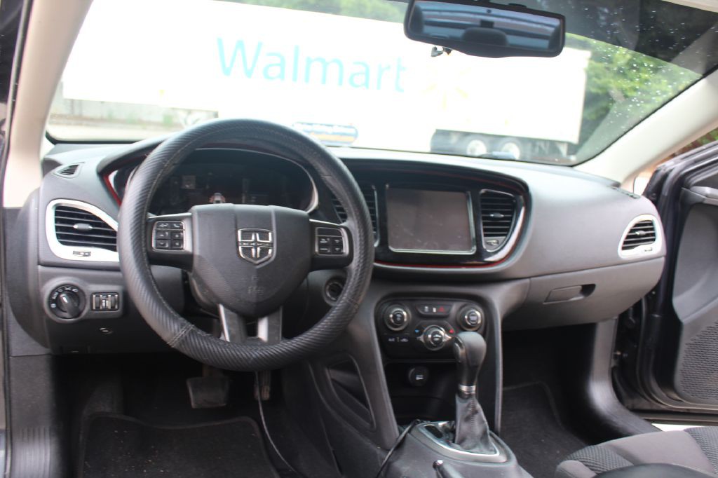 2014 Dodge Dart Image 15