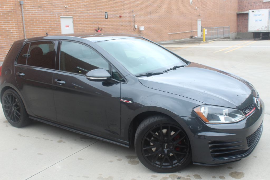 2017 Volkswagen GTI Image 6