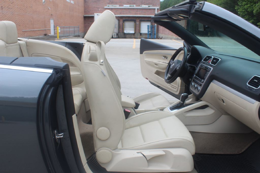 2013 Volkswagen Eos Image 7