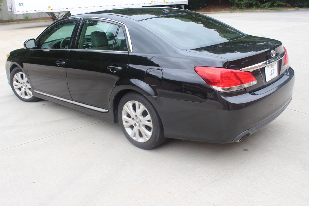 2012 Toyota Avalon Image 3