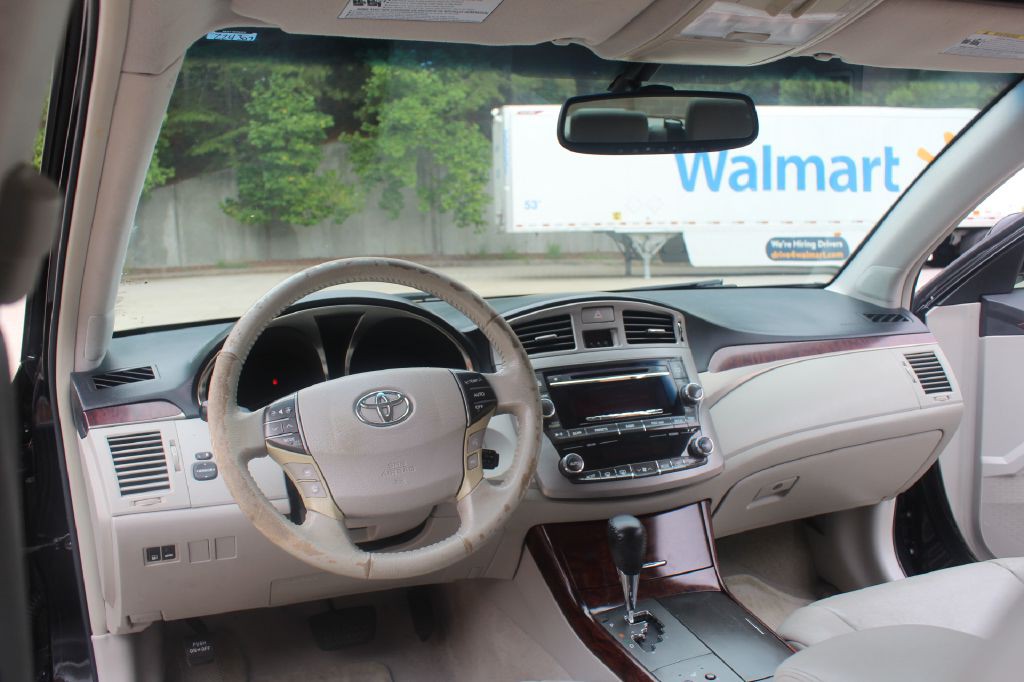 2012 Toyota Avalon Image 15