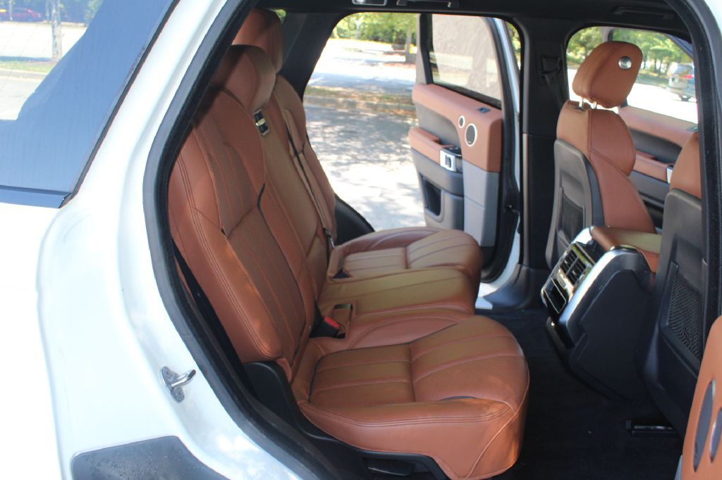 2015 Land Rover Range Rover Sport Image 8