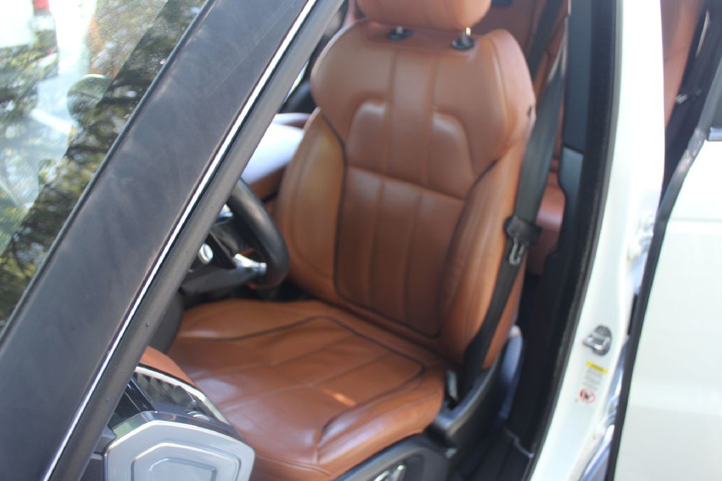 2015 Land Rover Range Rover Sport Image 11