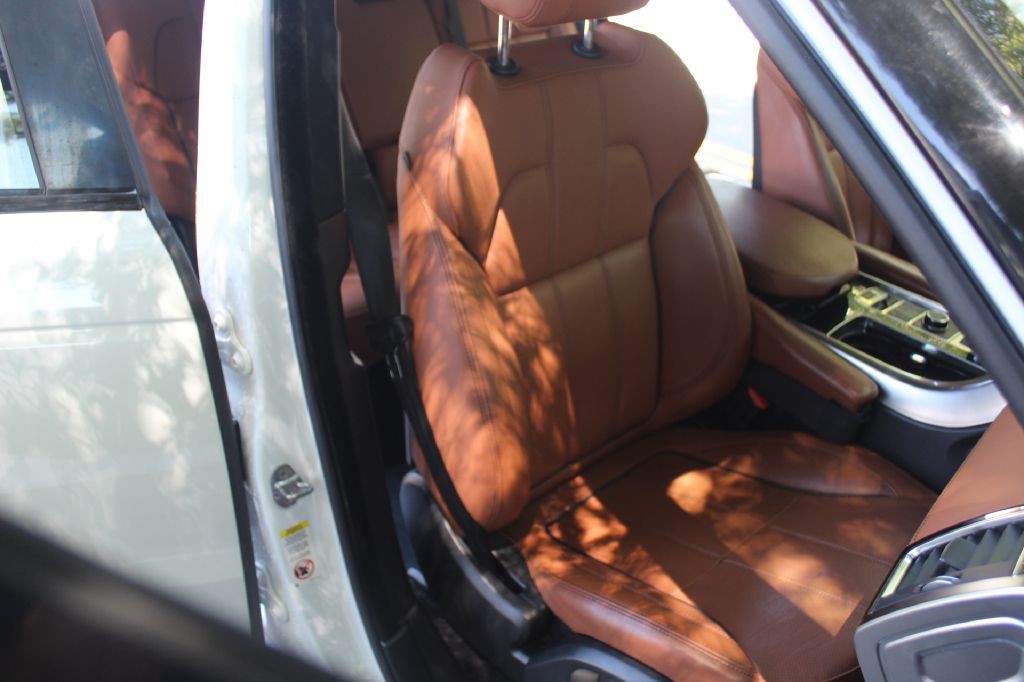 2015 Land Rover Range Rover Sport Image 12