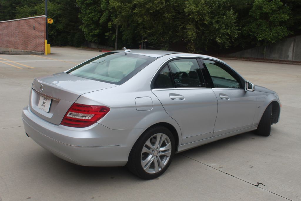 2012 Mercedes-Benz C-Class Image 31
