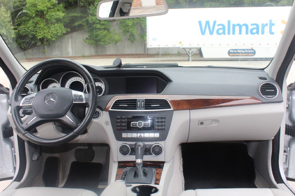 2012 Mercedes-Benz C-Class Image 40