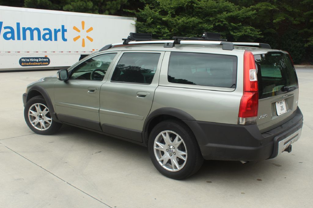 2007 Volvo XC70 Image 3