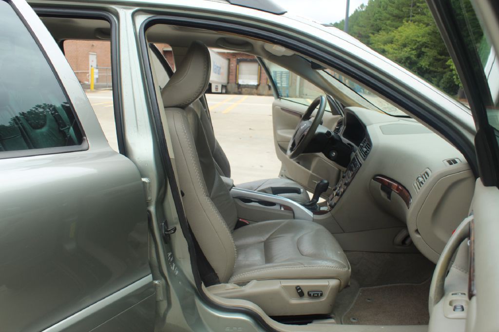 2007 Volvo XC70 Image 7