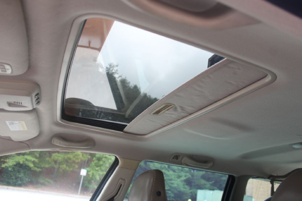 2007 Volvo XC70 Image 21