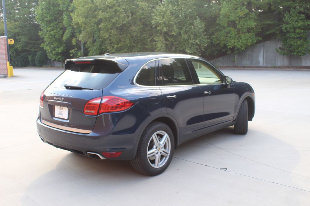 2011 Porsche Cayenne Image 5
