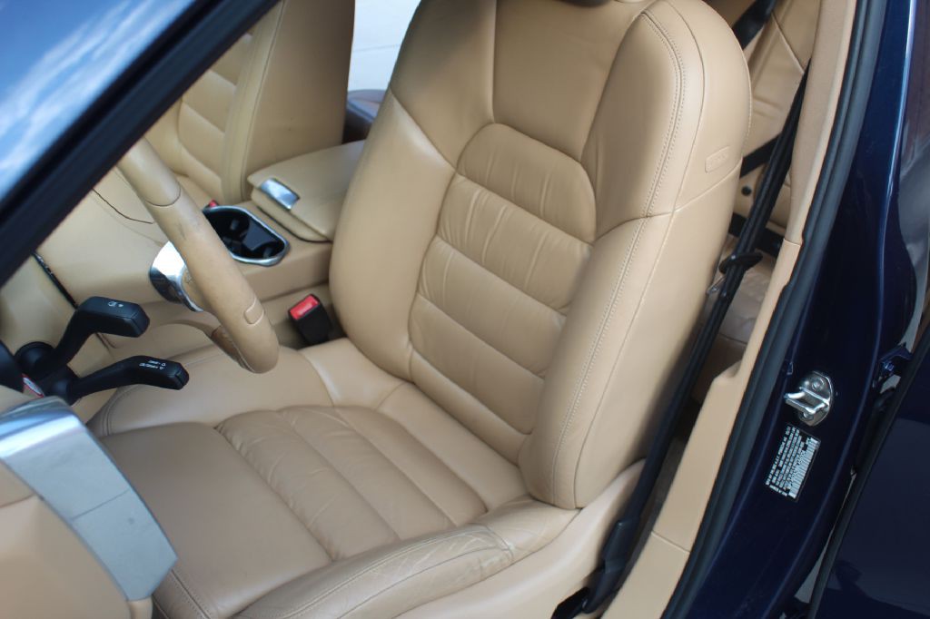 2011 Porsche Cayenne Image 11