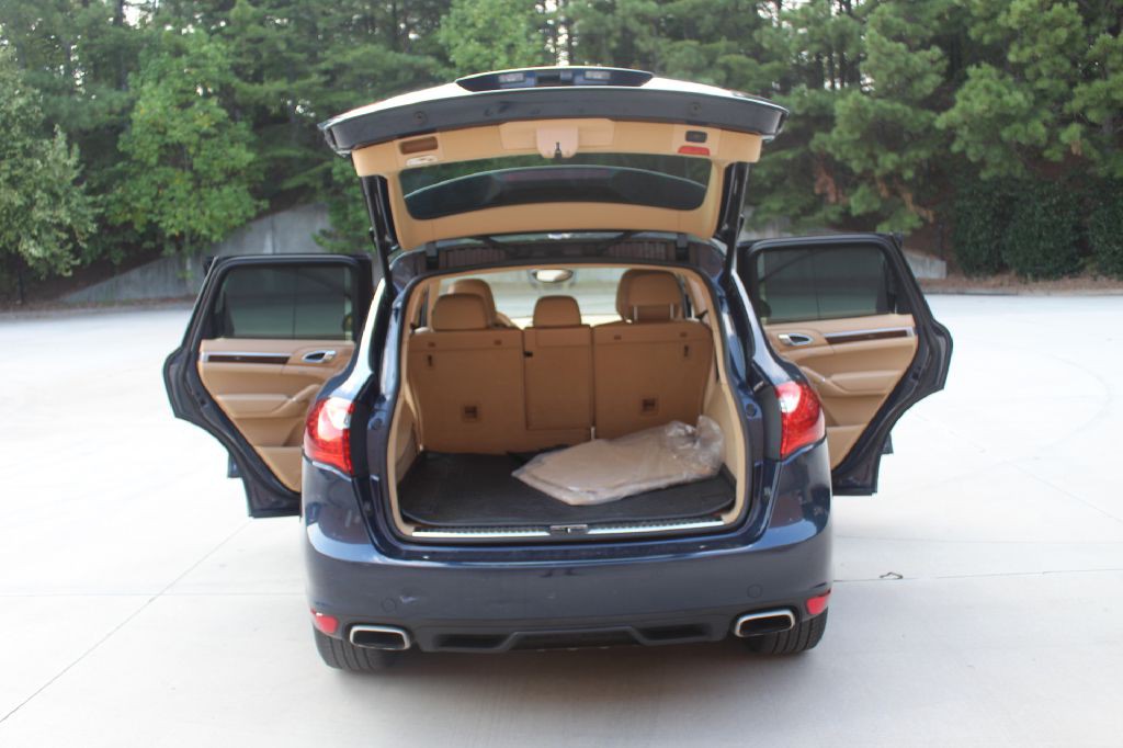 2011 Porsche Cayenne Image 21