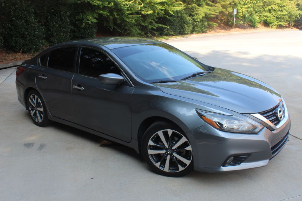 2017 Nissan Altima Image 6