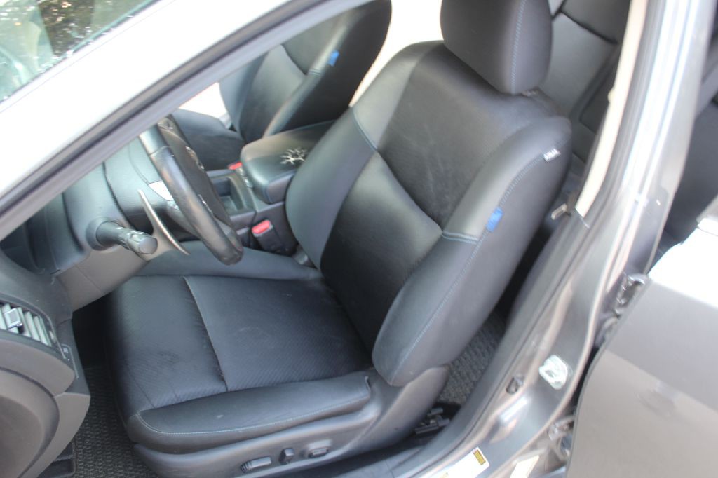 2017 Nissan Altima Image 11