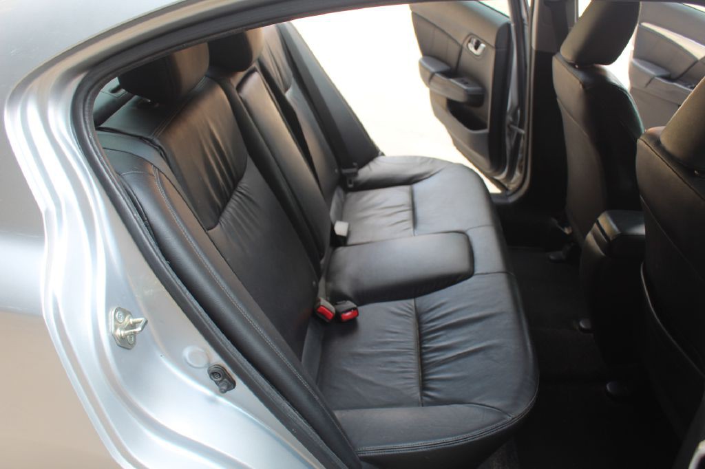 2015 Honda Civic Image 8
