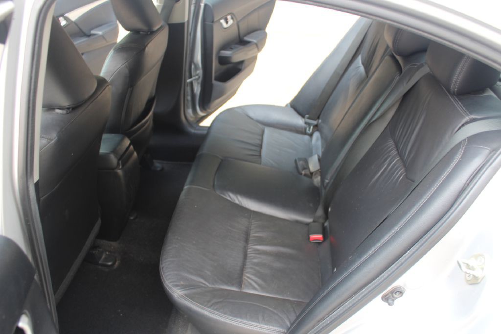 2015 Honda Civic Image 9