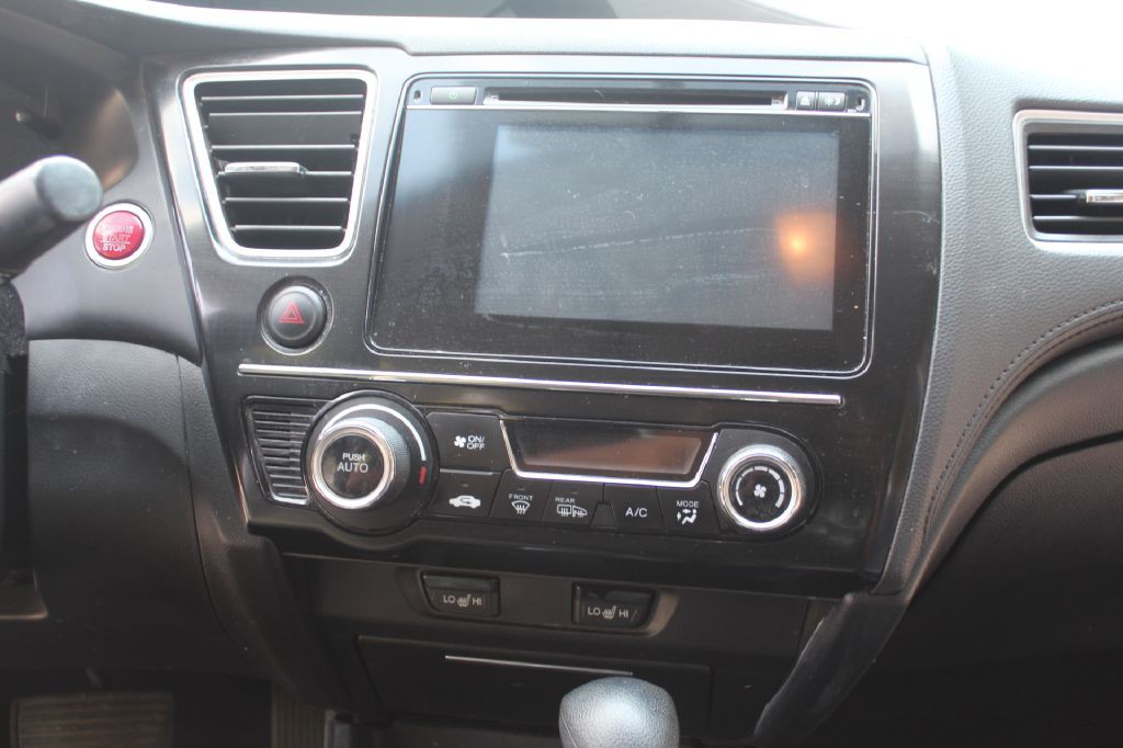 2015 Honda Civic Image 17