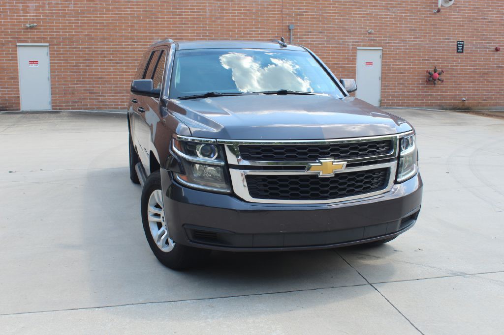 2016 Chevrolet Suburban Image 1
