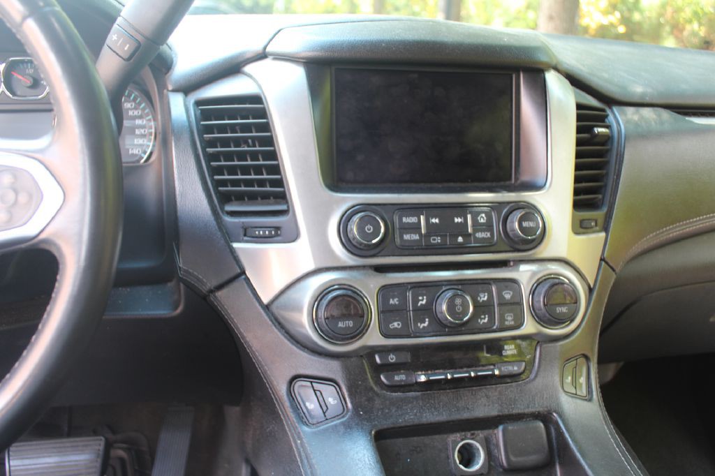 2016 Chevrolet Suburban Image 19