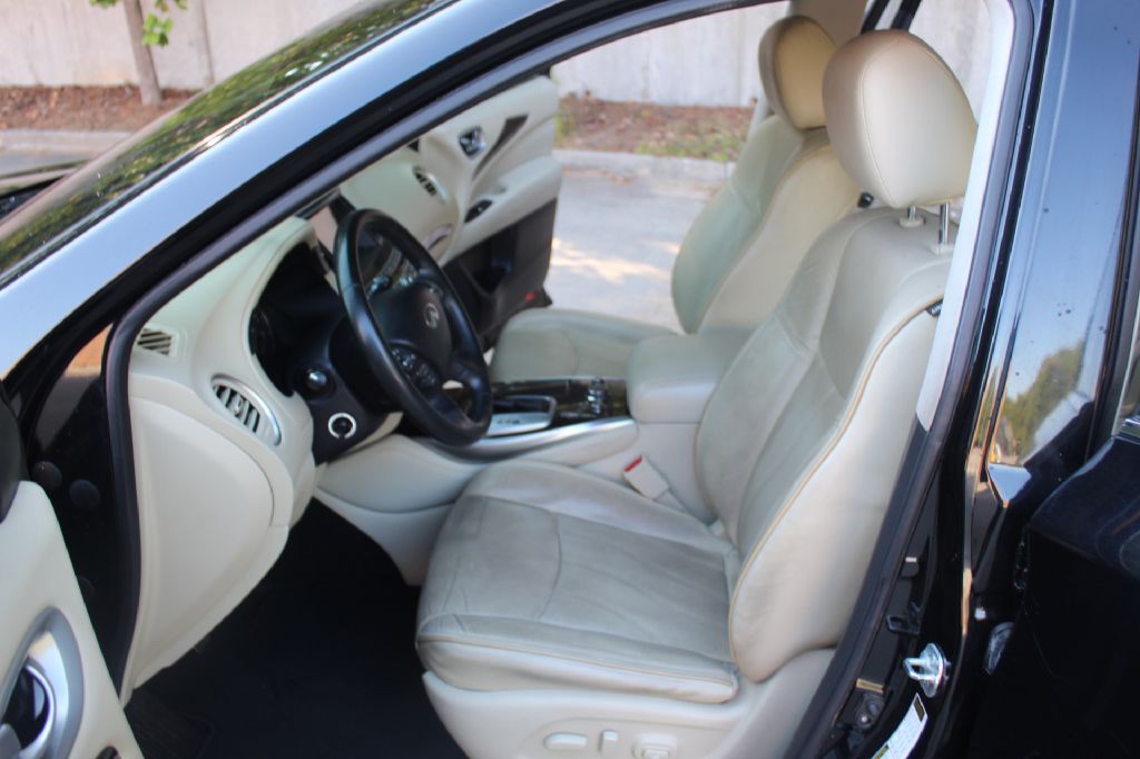 2015 INFINITI QX60 Image 11
