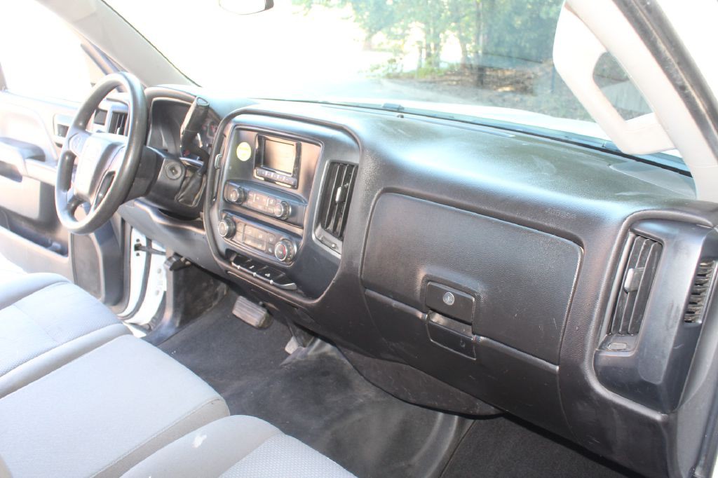 2015 GMC Sierra Image 9