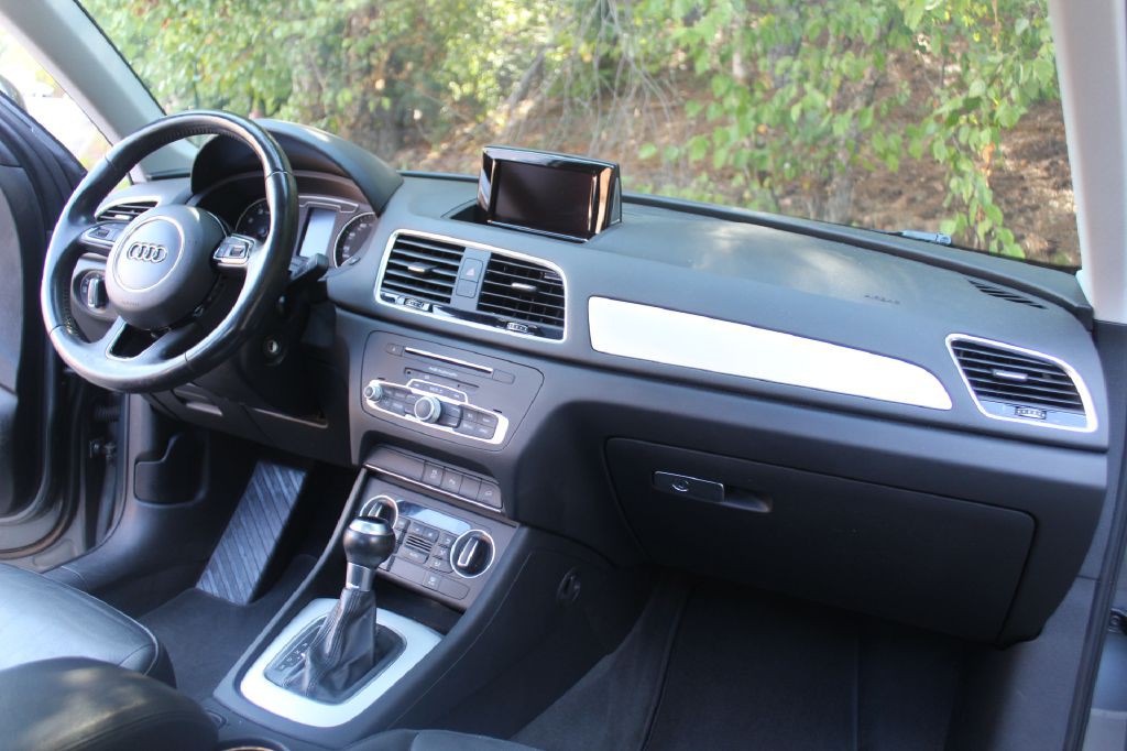 2017 Audi Q3 Image 13