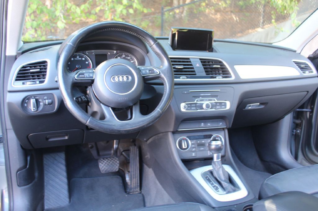 2017 Audi Q3 Image 15