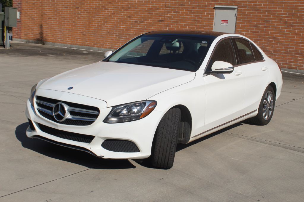 2016 Mercedes-Benz C-Class Image 2