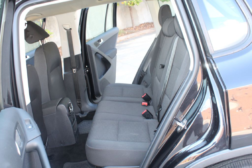 2015 Volkswagen Tiguan Image 9