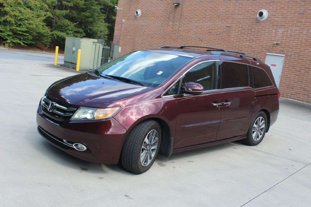 2015 Honda Odyssey Image 2