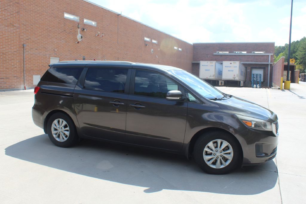 2016 Kia Sedona Image 6