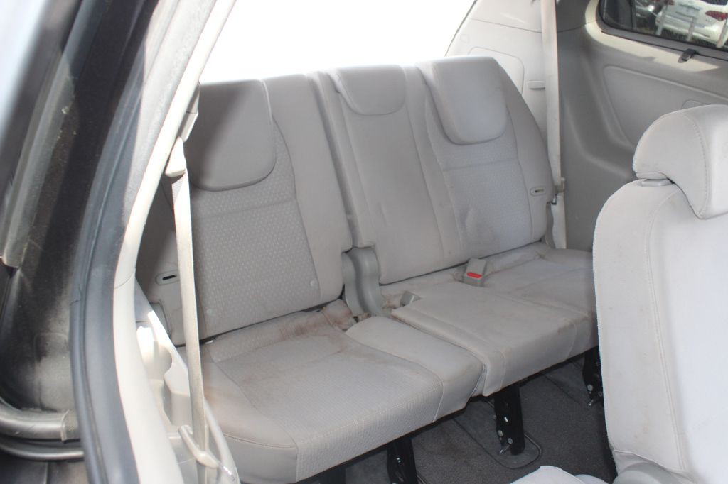 2016 Kia Sedona Image 11