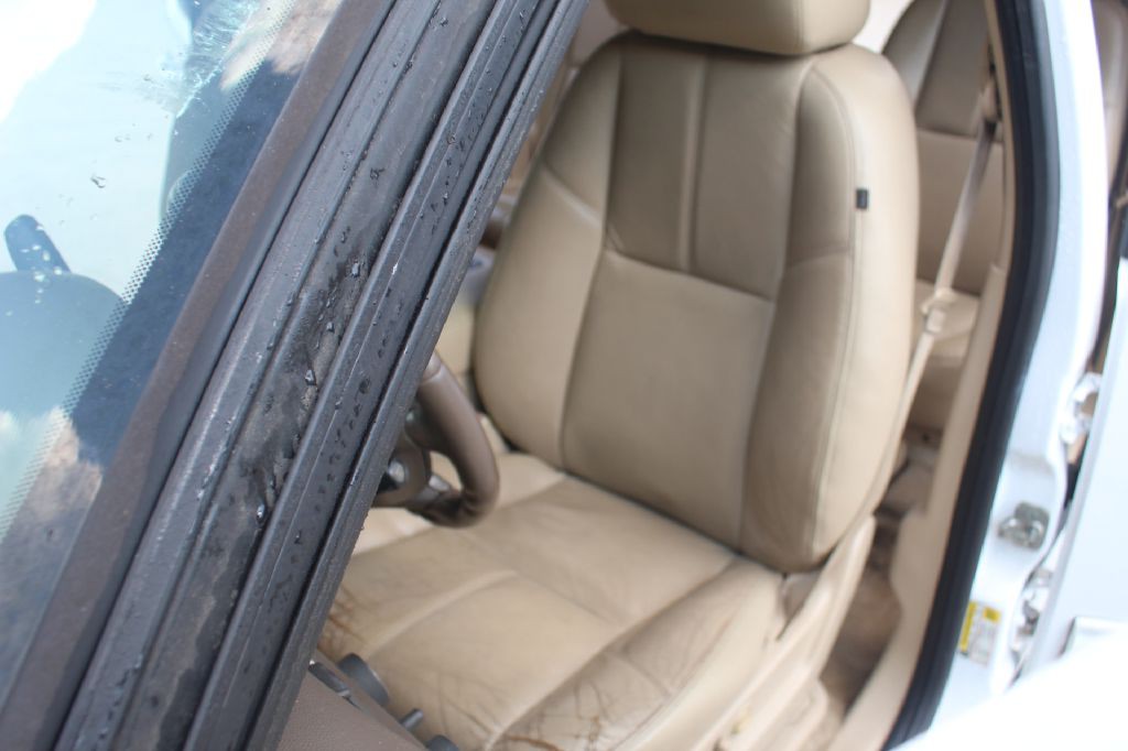 2013 Chevrolet Suburban Image 11
