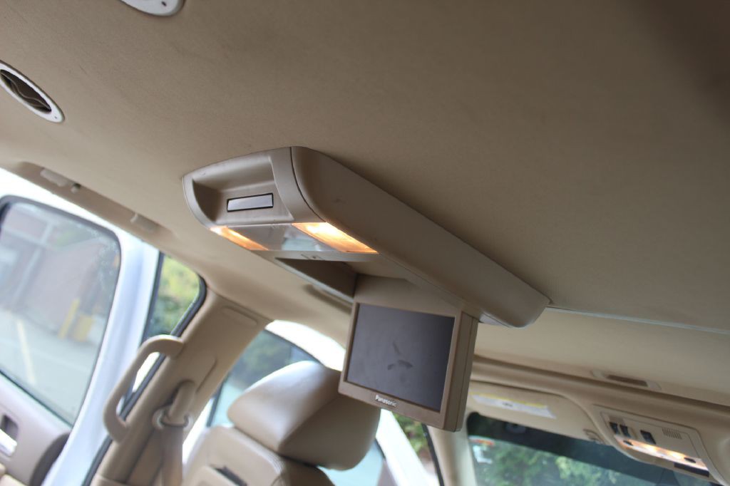 2013 Chevrolet Suburban Image 15