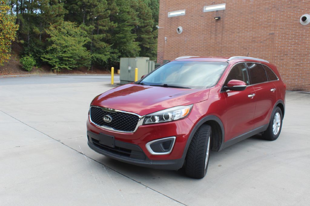 2017 Kia Sorento Image 2